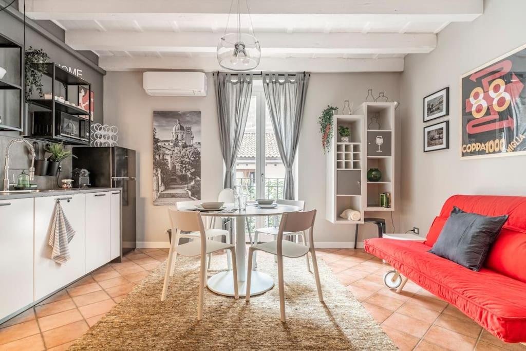 Apartament L'Atelier Del Centro: Tra Design, Storia E Fascino Brescia Zewnętrze zdjęcie