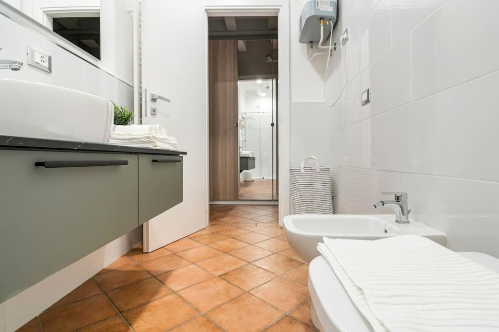 Apartament L'Atelier Del Centro: Tra Design, Storia E Fascino Brescia Zewnętrze zdjęcie